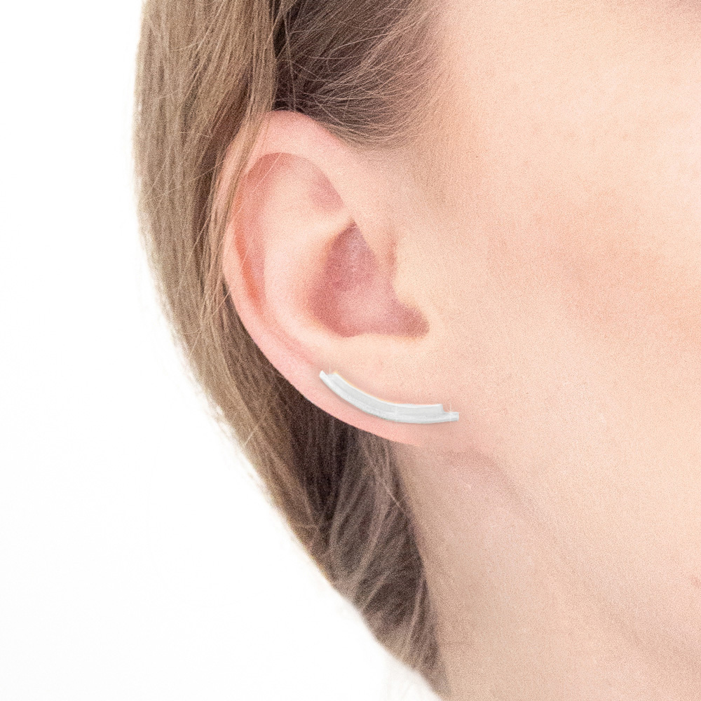 Earclimber Lines 925er Silber – geschwungener Ohrring handgefertigt, rechtes Ohr